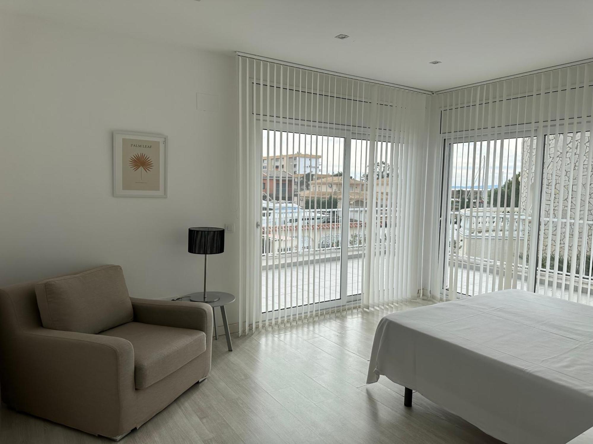 Agi Cap Llarg Villa Roses Dış mekan fotoğraf